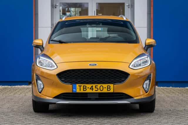 Ford Fiesta (2018) thumbnail 3