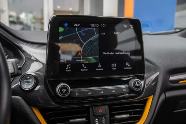 Ford Fiesta (2018) thumbnail 33