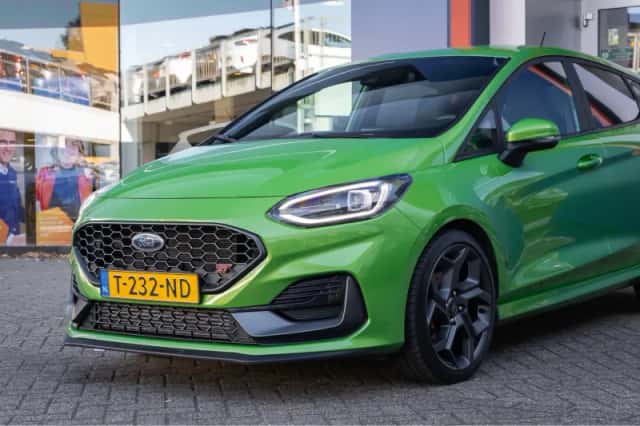 Ford Fiesta (2023) thumbnail 2