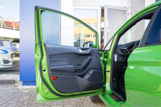 Ford Fiesta (2023) thumbnail 11