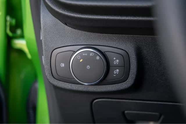 Ford Fiesta (2023) thumbnail 21