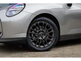 MINI Mini (2025) thumbnail 42