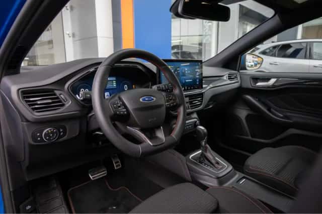 Ford Focus (2024) thumbnail 2