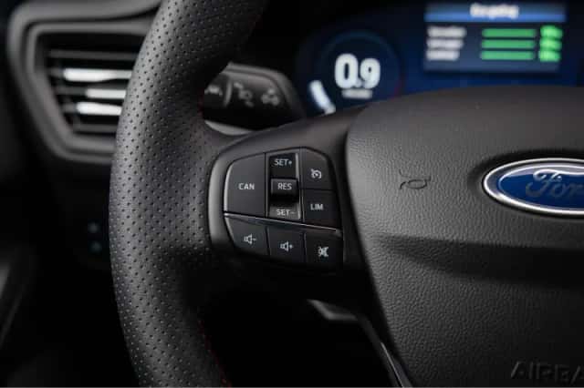 Ford Focus (2024) thumbnail 25