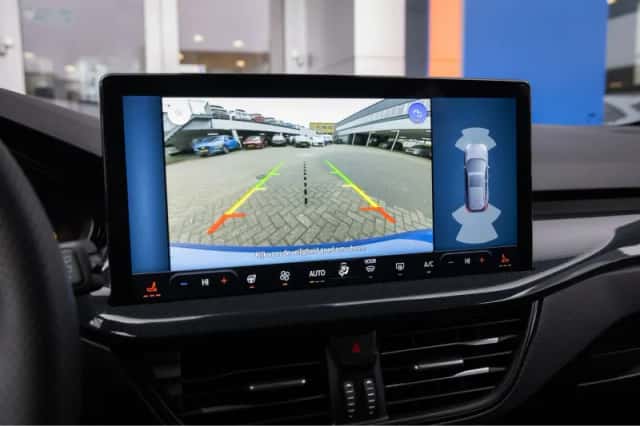 Ford Focus (2024) thumbnail 42
