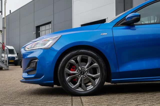 Ford Focus (2024) thumbnail 6