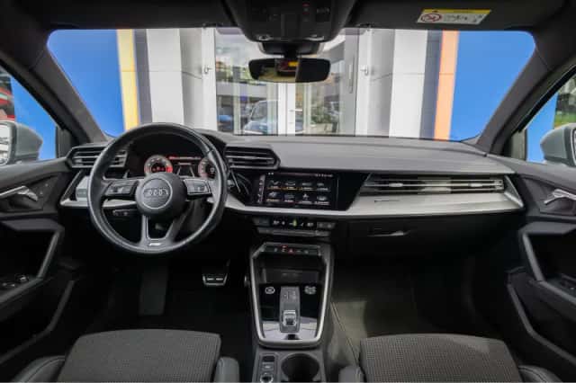 Audi A3 (2021) thumbnail 11