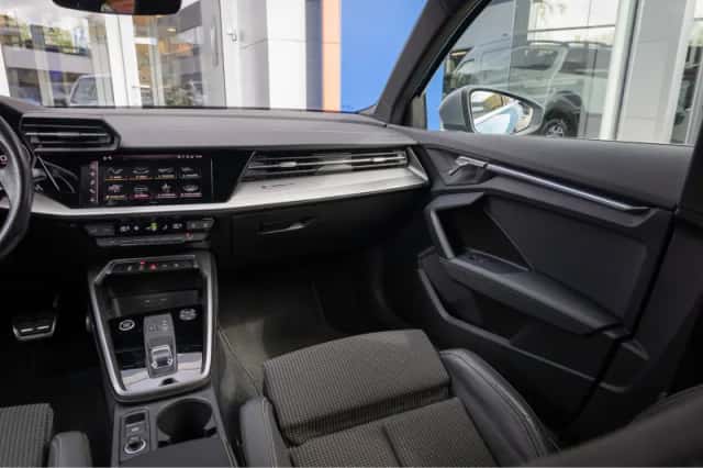 Audi A3 (2021) thumbnail 16