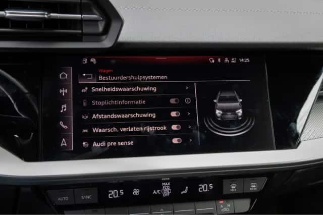 Audi A3 (2021) thumbnail 38