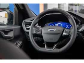 Ford Kuga (2024) thumbnail 31