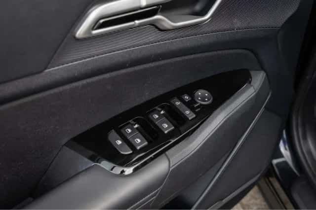 Kia Sportage (2023) thumbnail 20