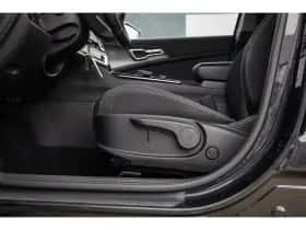 Kia Sportage (2023) thumbnail 21