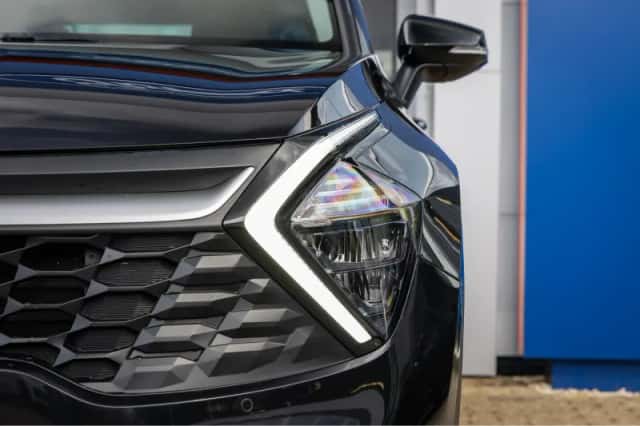 Kia Sportage (2023) thumbnail 4