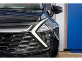 Kia Sportage (2023) thumbnail 4