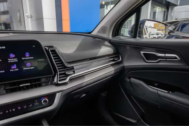 Kia Sportage (2023) thumbnail 34
