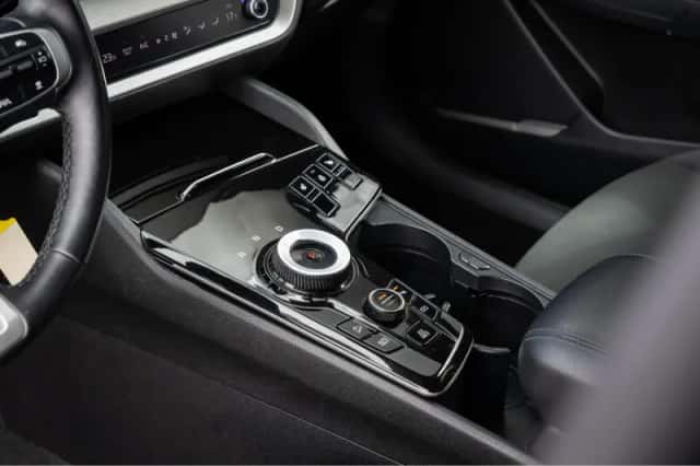 Kia Sportage (2023) thumbnail 37