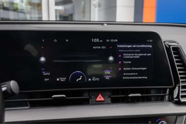 Kia Sportage (2023) thumbnail 45