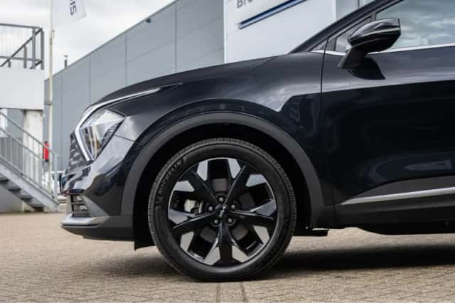 Kia Sportage (2023) thumbnail 6