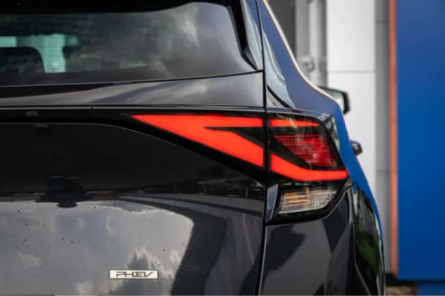 Kia Sportage (2023) thumbnail 8