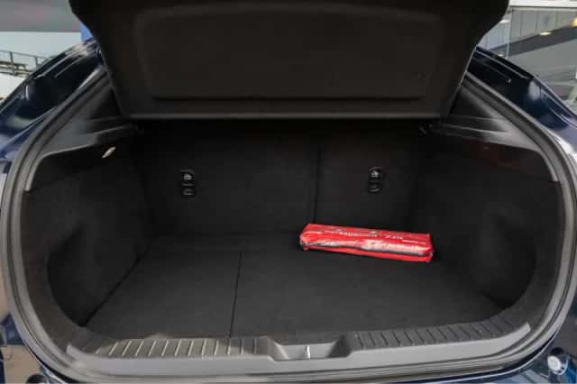 Mazda CX-30 (2021) thumbnail 12