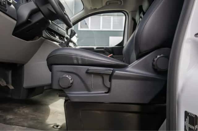 Ford Transit Custom (2024) thumbnail 17