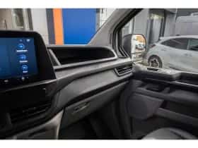 Ford Transit Custom (2024) thumbnail 24