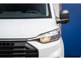 Ford Transit Custom (2024) thumbnail 5