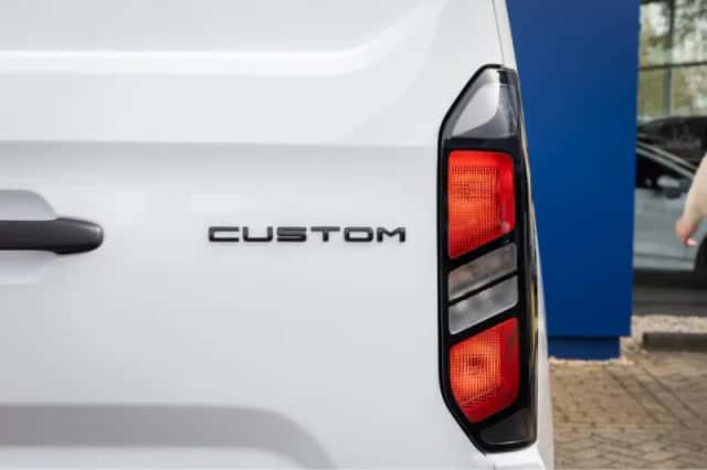 Ford Transit Custom (2024) thumbnail 9