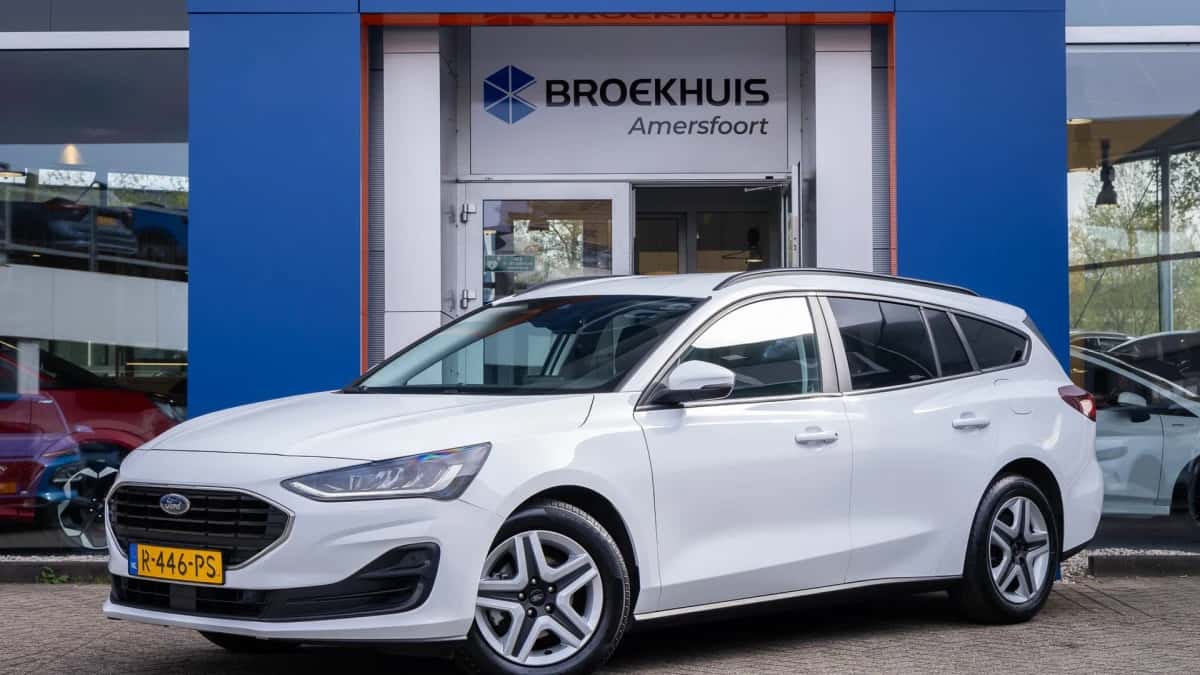 Ford Focus (2022) — foto 1