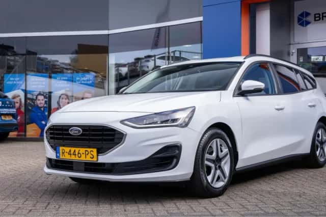 Ford Focus (2022) thumbnail 11