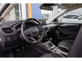 Ford Focus (2022) thumbnail 19