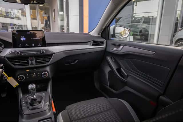 Ford Focus (2022) thumbnail 20