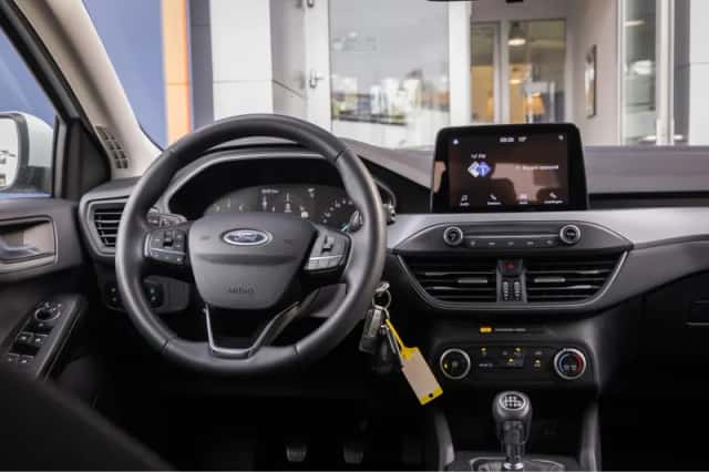 Ford Focus (2022) thumbnail 21