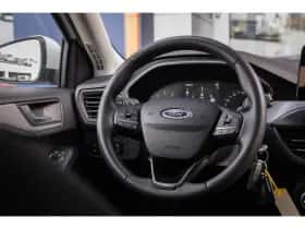 Ford Focus (2022) thumbnail 22