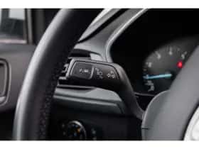 Ford Focus (2022) thumbnail 23