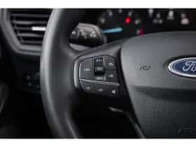 Ford Focus (2022) thumbnail 24