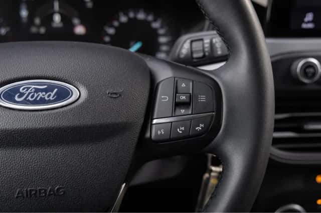 Ford Focus (2022) thumbnail 26