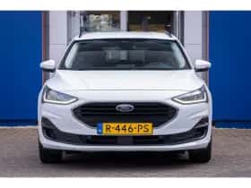 Ford Focus (2022) thumbnail 4