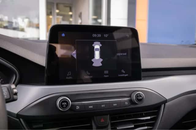 Ford Focus (2022) thumbnail 31