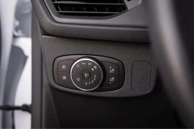 Ford Focus (2022) thumbnail 36