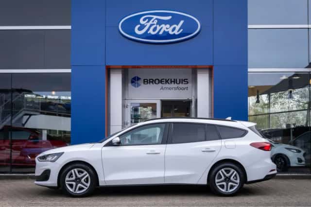 Ford Focus (2022) thumbnail 7
