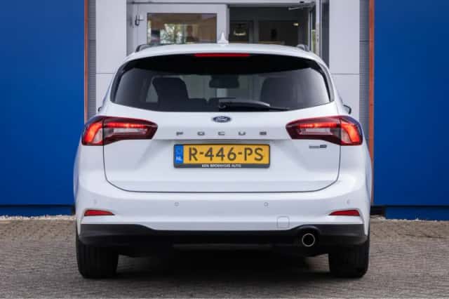 Ford Focus (2022) thumbnail 9