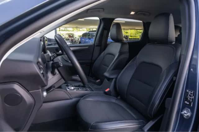 Ford Kuga (2023) thumbnail 15