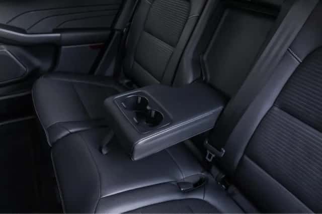 Ford Kuga (2023) thumbnail 19