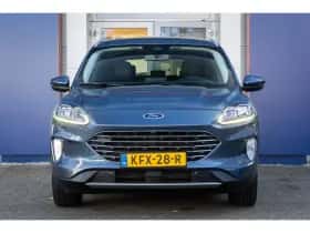 Ford Kuga (2023) thumbnail 3