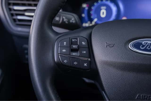 Ford Kuga (2023) thumbnail 26