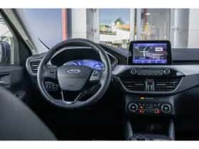 Ford Kuga (2023) thumbnail 32