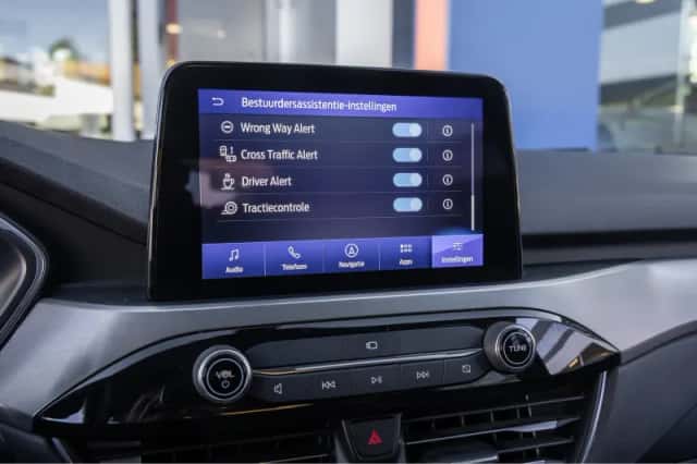Ford Kuga (2023) thumbnail 36