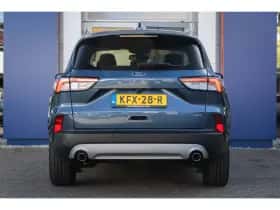 Ford Kuga (2023) thumbnail 5
