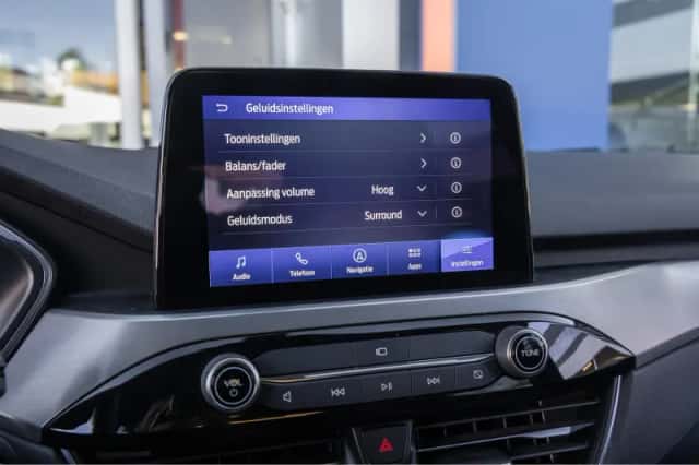 Ford Kuga (2023) thumbnail 45